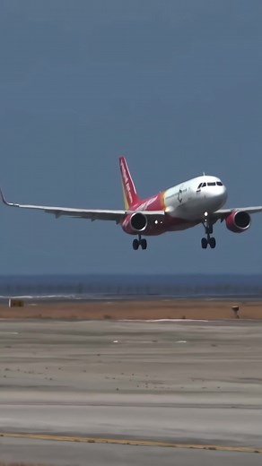 THAI VIETJET AIR A320-200 Flight Experience | Cal’s Aviation