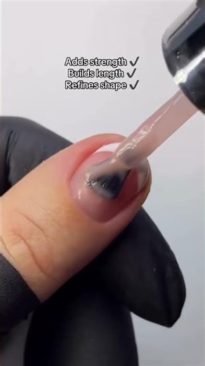 Want natural-looking nails with real strength? This is where PLEXIGEL comes in.