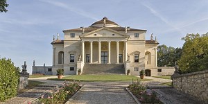 Neoclassical Architecture Is Making a Huge Comeback—Here's Why You Should Know It