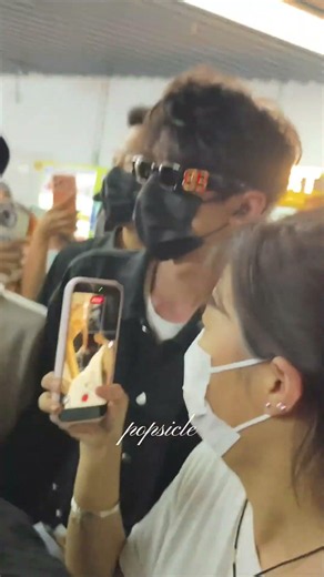 Someone took the Polaroid photo | He Jia Shu & Fa Xuan Ge #bl #lgbt #jenvlog - BL Couple