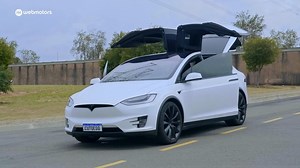 Que jogo faria você usar o Tesla mais como simulador do que como carro de verdade? 😂 Assiste o vídeo do nosso teste e depois visita nosso canal do YouTube pra mais vídeos de elétricos! #tesla #teslamodelx #carroseletricos #carros #carlovers #webmotors | Webmotors