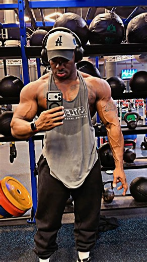 Tips for cutting - Drink More Water, Do More Cardio, Less Calorie Intake #fit #bodybuilding #fitness