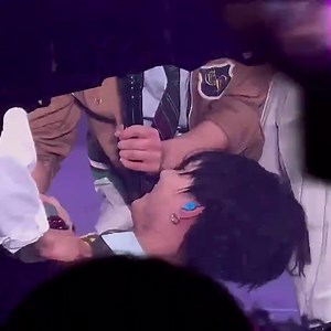 189K views · 10K reactions | Jungwon's angelic voice on this “Lemon” cover by singer Kenshi Yonezu 梁✨ | Enhypen Jungwon | Facebook