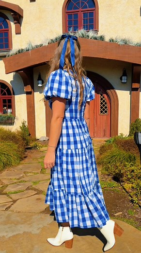 Come with me to explore a real-life fairy tale stay - Ancient Lore Village in Tennessee! 💫 This hidden gem is perfect for families, with themed cottages, outdoor games, s’mores by the fire, and cozy cabins that feel straight out of a storybook. 🏰✨ Our kids loved exploring the whimsical details, even the outlets have fairy doors! 🧚‍♀️ If you’re searching for a unique U.S. getaway or magical family trip, this place is a must-see. 💫 #AncientLoreVillage #TennesseeTravel #FamilyGetaway #USTravel 