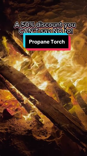 Need blistering heat in seconds?This beast of a torch blasts out scorching, explosive flames—melts aluminum cans like butter!The ultimate tool for raw, unadulterated firepower. It’s the 2026 game-changer: one trigger pull, insane flame, adjustable intensity.Link in my bio!#torch #bbq #camping #tiktokshopholidayhaul #tiktokshopfinds