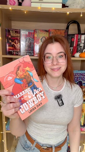 Cowboys? Aliens? Alien cowboys?? Romance readers never lose 😭❤️ #booktubeshorts