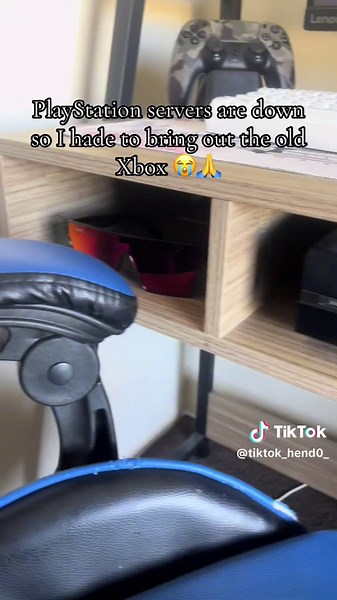 I haven’t played on this in like a year😭#TikTok #techtok #playstation #xbox