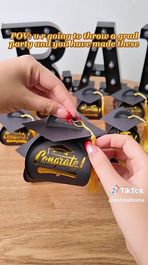 Cute Grad Party Prep: DIY Mini Graduation Hat Boxes