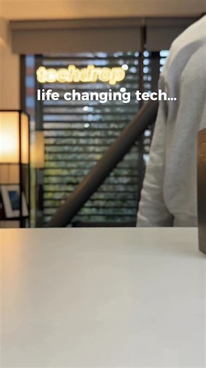 Tech Drop on Instagram: "This macropad only has 13 keys but it will 100x your productivity 😮‍💨 It’s called the Framer Creator Micro and it’s made by @work_louder who make the best keyboards around 😍 Customise it fully to match your workflow and experience the power it brings to your setup ⚡ @framer #FramerPartner #FramerxWorkLouder #tech #desksetup #lifehack #productivityhack #techfinds"