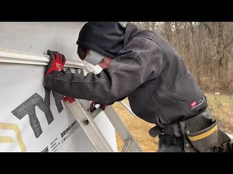 Vinyl soffit corners! Easy!