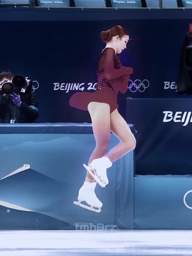 Figure Skating Competition Highlights with Alexandra Trusova and Kamila Valieva