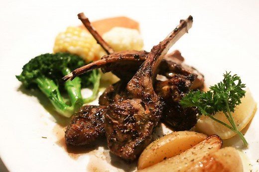 Zante, Downtown, Montreal - Greek Cuisine Restaurant