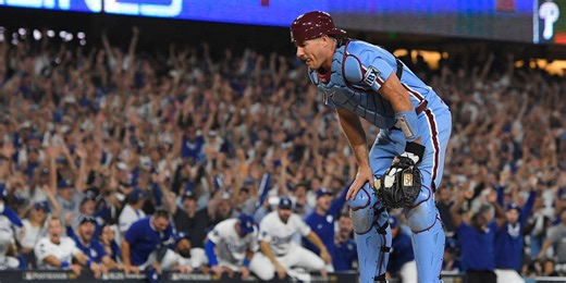 Phils' title hopes dashed on heartbreaking NLDS-ending error