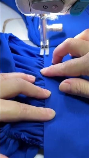 This is one of the processes of sewing a very unique and very easy dress. #machinerychannel