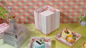 Potchen 50 Pcak Charcuterie Boxes with Clear Lids Cookies, Candy, and Mini Cakes Boxes Ideal for Gift Giving & Bakery Packaging (Wildflowers)