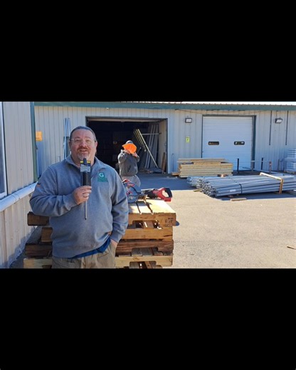 This week Jamie demonstrates an Milwaukee Tool M18 Fuel circular saw and Sawzall. #MilwaukeeTools #M18FUEL #powertools @milwaukeetool | CED Gilman Electrical Supply | Facebook