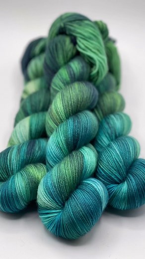 Birds Of A Feather #arcanefibreworks #yarn #wool #yarngiveaway #yarnlove #yarnlovers #yarnlover #yarnhoarder #yarnlife #yarnlife #yarnsnob #yarnart #knitting #crochet | Arcane Fibre Works