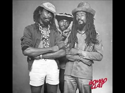 Culture - Peace Love And Harmony (lyrics CC)