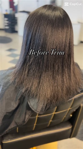Sis… avoiding that trim is holding your hair back ✨ Here’s the truth: 1️⃣ Split ends don’t heal — they travel 2️⃣ Fresh ends = better silk presses & styles 3️⃣ Regular trims = longer, stronger hair over time Healthy hair grows when you let the unhealthy go  #EmpressCrownz #HealthyHair101 #NaturalHairGreensboro #TrimTime #HairCareTips #GreensboroHairSalon #ProtectiveStyleSeason #336 | Empress Crownz | Facebook