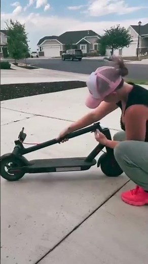 E-Scooters 📱 | Does It Connect to a Mobile App?