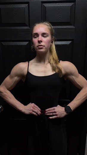 She Has INSANE Biceps! 💪 Female Bodybuilder Flexing