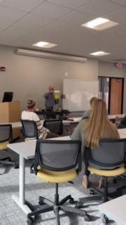 Coe professors will capture your attention, even in Coe 101s! #Go2Coe #CollegeVisit | Coe College