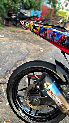 Pulsar NS 200 modificada: ideas y búsquedas comunes