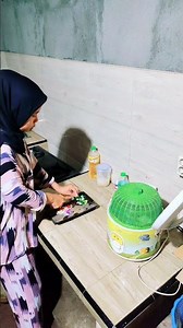 KALIAN TIM YANG MANA