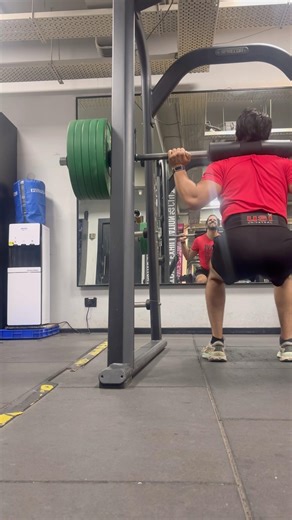 Just squeeze and squat #squats