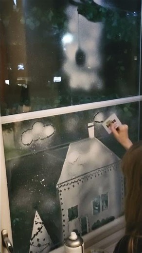 Window christmas decoration with snow spray #Christmas #decoration