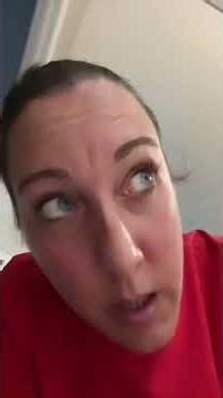 The Perfect Small-Space Desk 🪑✨