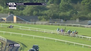 Four-timer complete for Rauzan who impressively lands the Waterford FC Handicap Hurdle at Tramore Racecourse 🏆 | Horse Racing Ireland
