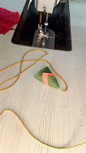 Beautiful Latest Blouse Latkan Design /Latkan Banane ka Tarika / New Model blouse latkan #trend #yt