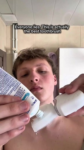 Revolutionary 360° Toothbrush for Complete Oral Care