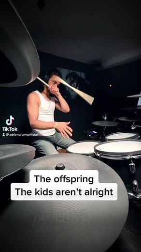 Adrien Drums sur TikTok