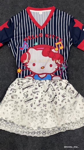 Hello Kitty Set: Sport Clothes for All Sizes