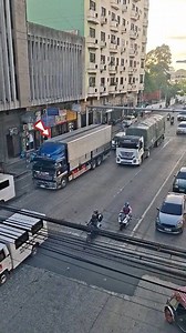One is ready for a thousand miles and a nap; the other is strictly business, local loop only #road #trucks #vehicles #automobile #irenefelixroyo | Irene Felix Royo