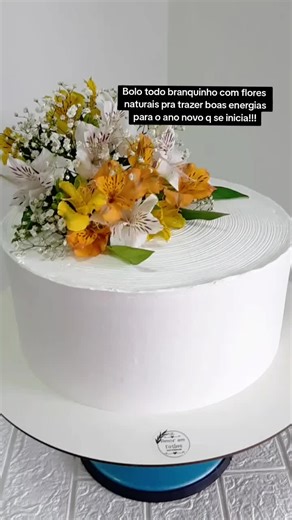Bolo Lindo de Chantilly para Casamento em 2026
