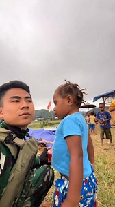 661K views · 10K reactions | Bagi bagi jajan sama anak anak papua | Dunia ikan | Facebook
