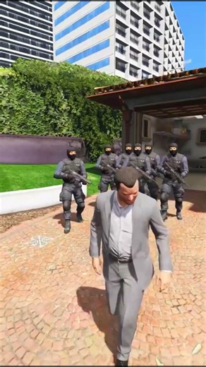 Trevor, Wade & Ron Attacked Michael’s House! 🔥🏠 #gtav #gta #gta5mods #levelupmaster #gaming #viral