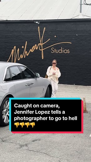 J.Lo's Fiery Encounter with Paparazzi! Caught on Camera!