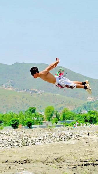 Real Commando Official: A Glimpse into Military Life