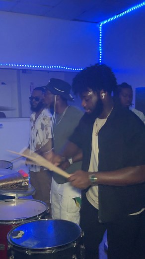 POV: You’re at a Soca & Dancehall Party in Brooklyn 👀 | #soca #reggae #dancehall #reggaeparty #dancehallparty #socaparty #nycsummer #livemusic #nycevents #nyevents #afrobeats #socamusic | Elajas