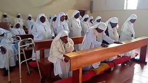 UJE ROHO MUUMBAJI: Wimbo wa Novena kwa Roho Mtakatifu, umeimbwa na Masista Wabenediktini wa Mtakatifu Agnes Chipole Jimbo Kuu Katoliki Songea. www.radiomaria.co.tz | Radio Maria Tanzania