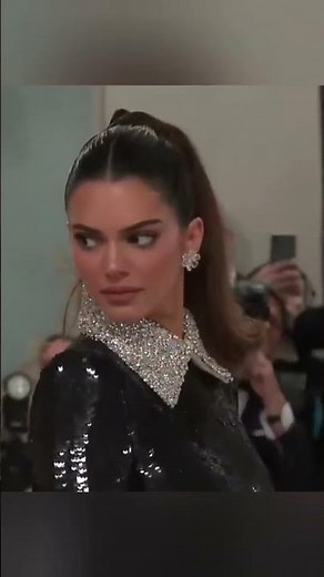 🥵⚡theirs energy! # super model # runway queens # modeling videos