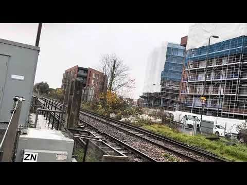 *faulty alarm, double stay* west barnes level crossing (london)