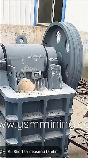Amazing Mini Stone Crusher in Action!