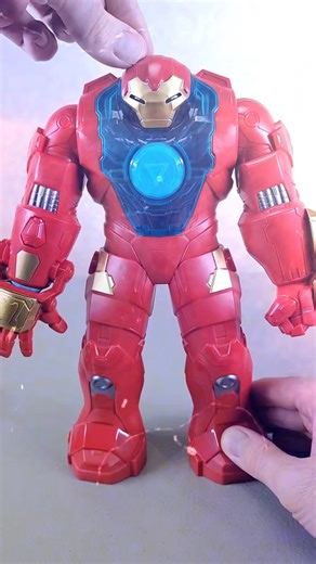 Hulkbuster Robot Hulk Action Figures