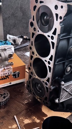 Piston Ring Compressor in Action! 🚗💨 . . . #Mechanic #AutoRepair #CarRepair #Automotive #Cars #Mechanics #AutoMechanic #CarMaintenance #EngineRep #Woodshopair #CarProblems #Troubleshooting #DIYCarRepair #CarTips #AutomotiveTips #VehicleMaintenance #HowTo #CarEngin #MechanicLife #Workshop #GarageLife #AutoShop #CarGuy #CarGirl #LearnAuto #AutoTech #CarEnthusiast | Advanced Tools