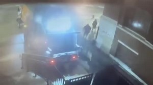 Garbage Collector Shoots Two Armed Robbers, Killing One